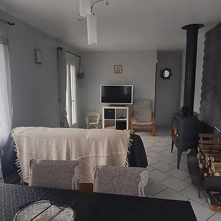 La Charmante Au Bain Nordique
